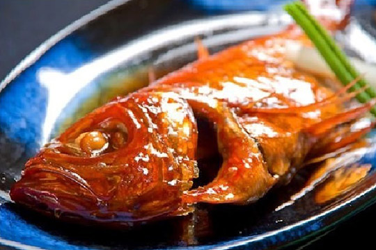 伊豆稲取温泉 食べるお宿 浜の湯