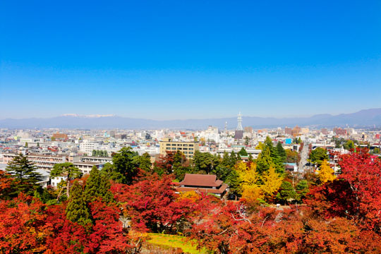 鶴ヶ城公園