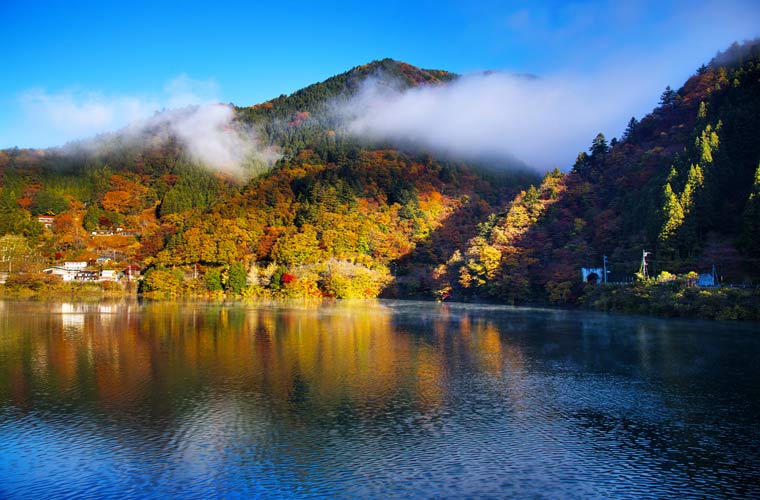 奥多摩湖
