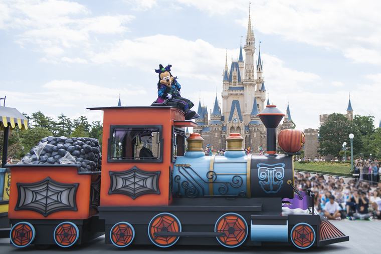 東京ディズニーランド ハロウィーンショー「スプーキー“Boo!”パレード」