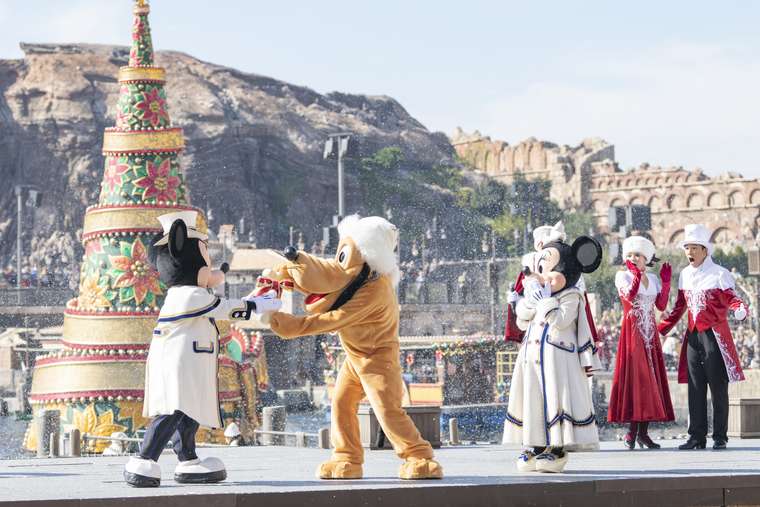 東京ディズニーシー ショー 「イッツ・クリスマスタイム!」