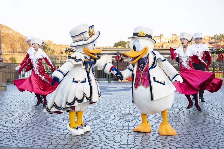 東京ディズニーシー ショー 「イッツ・クリスマスタイム!」