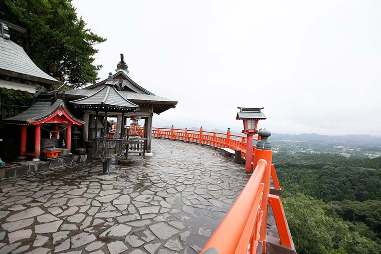霞神社