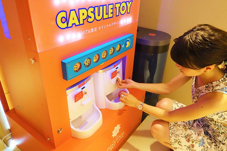ヴィータ限定 ミニオン缶バッジガチャ