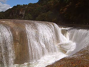 吹割の滝