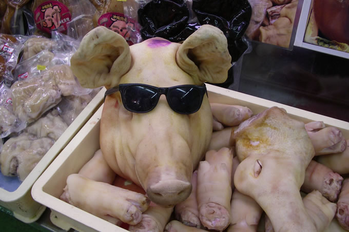 沖縄では頭から足まで豚肉を無駄にしない