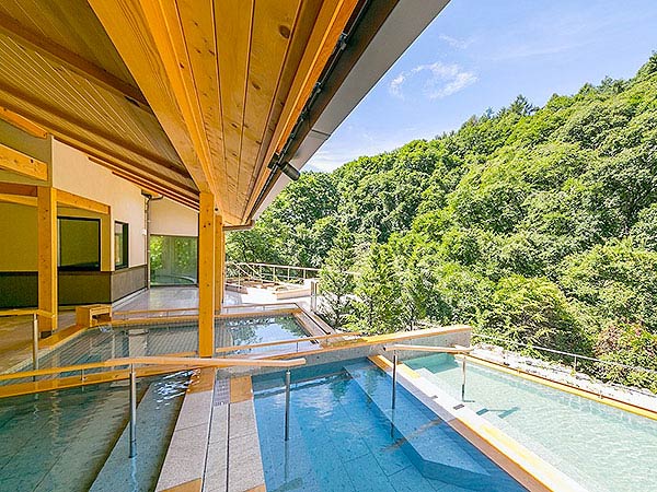 蓼科温泉 蓼科グランドホテル滝の湯