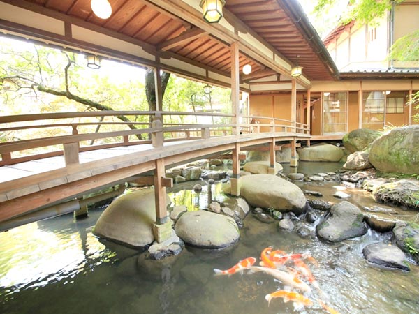 修善寺温泉　国の登録文化財の宿　新井旅館