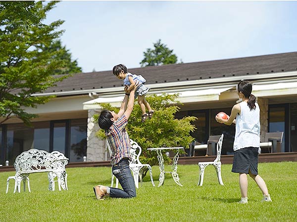 小田急箱根レイクホテル