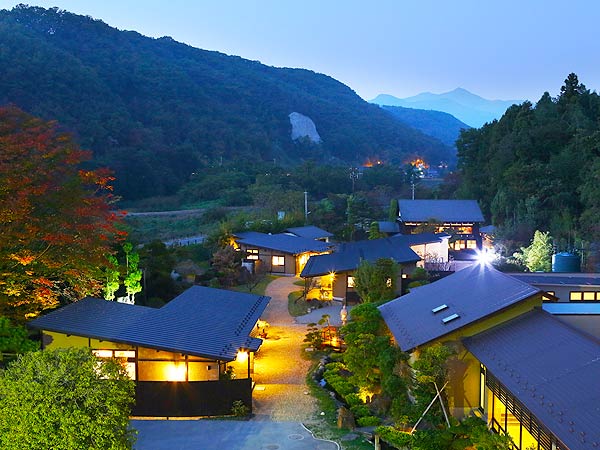 笛吹川温泉　坐忘