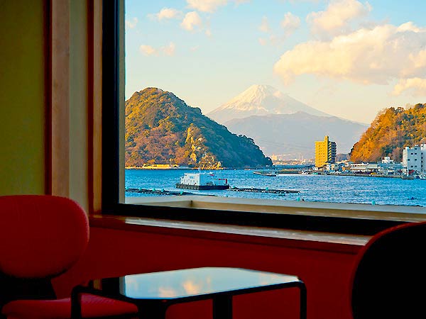 海と富士絶景の美食宿　伊豆・三津浜　松濤館（しょうとうかん）