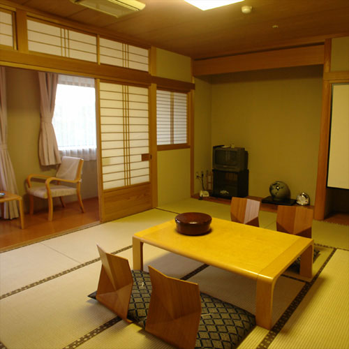 ニューハートピア温泉　天然温泉　ホテル長島の客室の写真