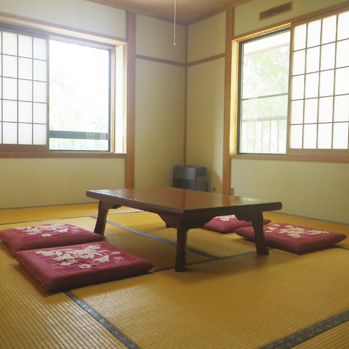 奈川渋沢温泉　温泉宿　山荘わたりの客室の写真