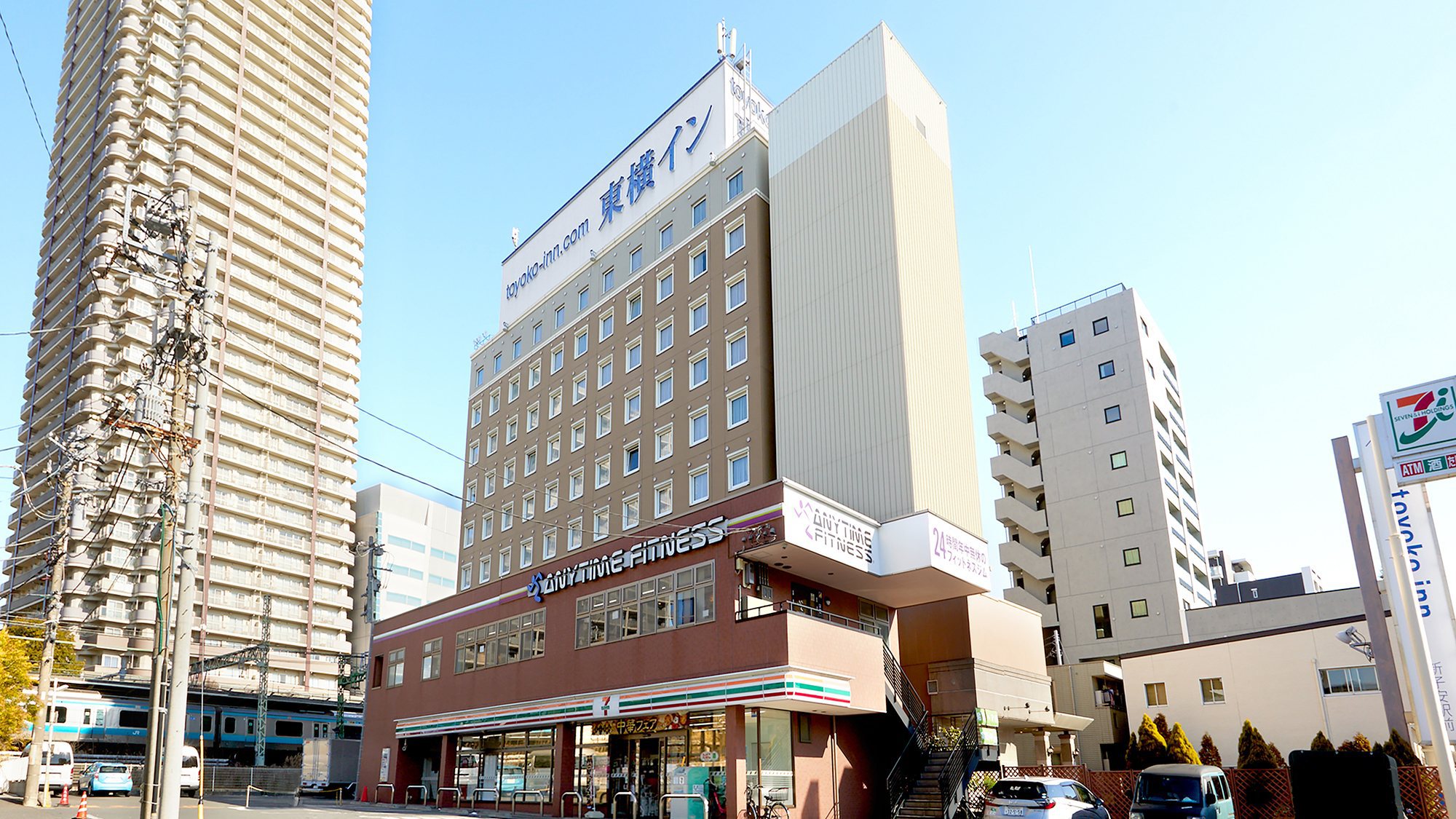 東横ＩＮＮ横浜新子安駅前　外観写真
