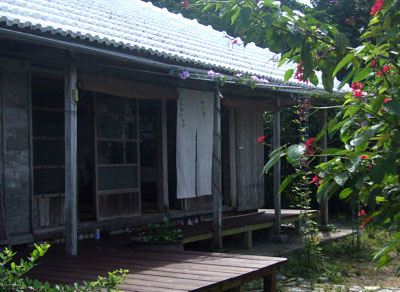 ジュゴンの宿　（旧：花ぬ元　辺名地の宿）　外観写真
