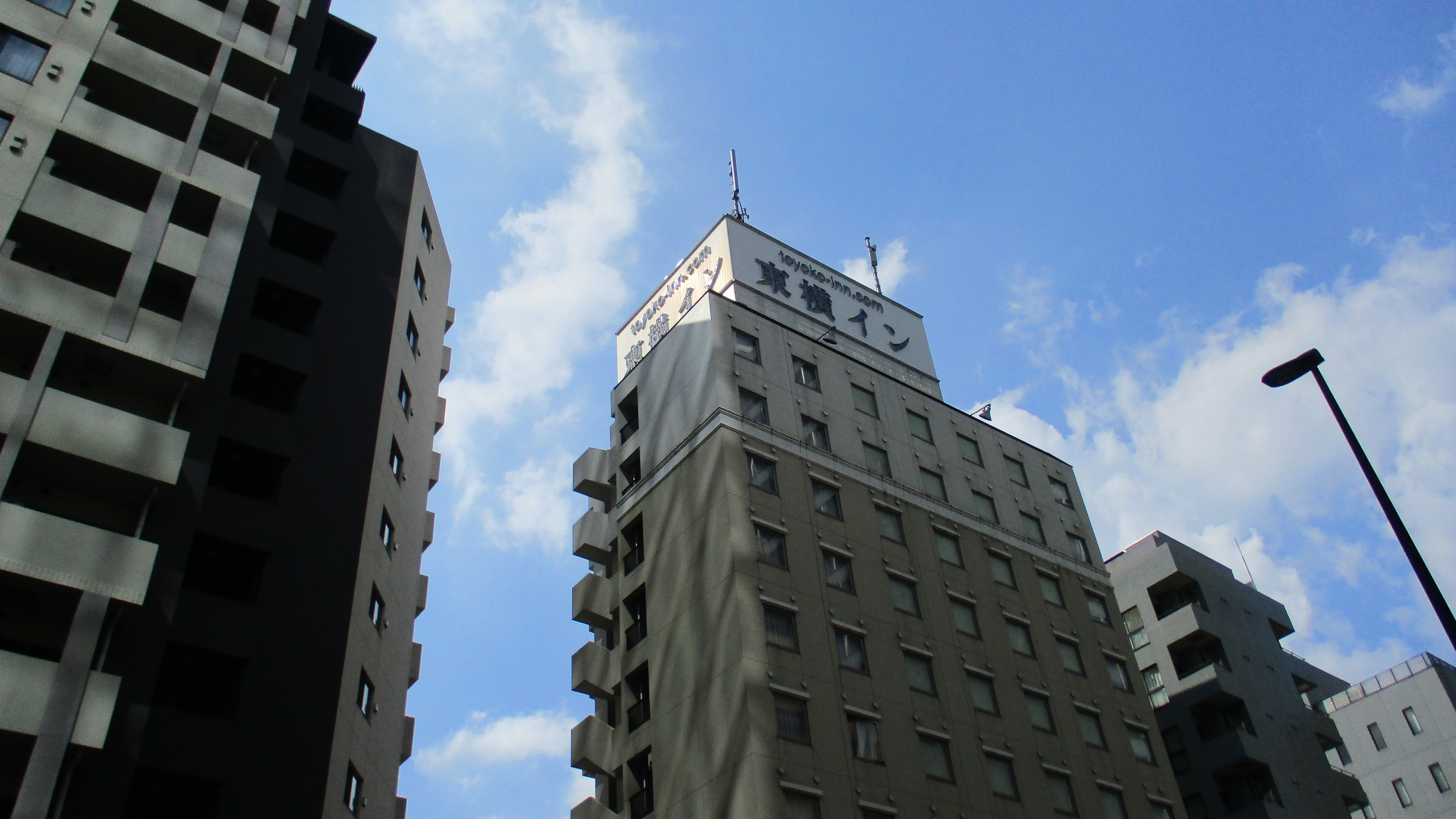 東京ドーム・バンテリンドームナゴヤ周辺の格安ホテルを教えてください。