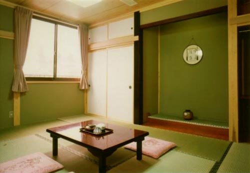 丸喜屋旅館の客室の写真