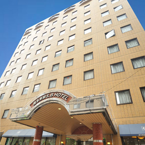 博多駅周辺で一人旅におすすめの格安ビジネスホテルはありますか？