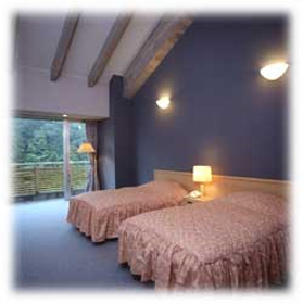 ホテル　松葉川温泉の客室の写真