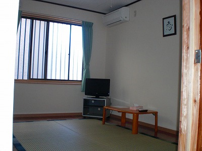 素泊り民宿とまり　＜屋久島＞の客室の写真