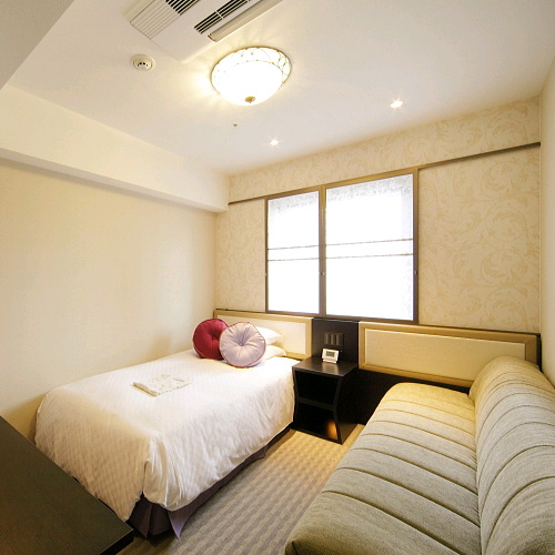 ハートンホテル北梅田の客室の写真