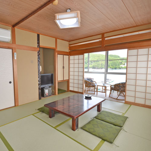 民宿美浦荘の客室の写真
