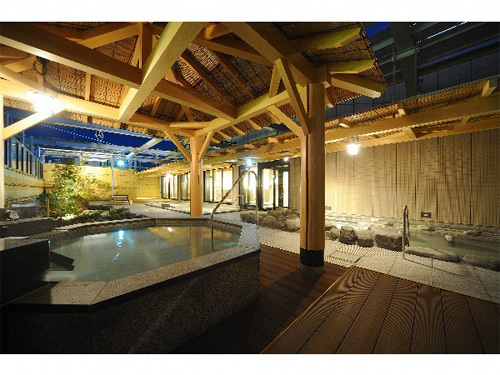 東京・湯河原温泉　万葉の湯の客室の写真