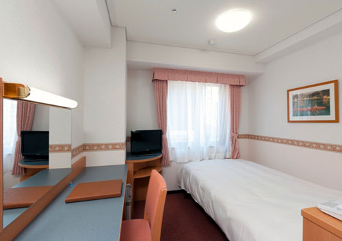 ホテルアルファーワン横浜関内の客室の写真