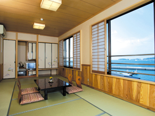 ＫＩＮＯＳＵＫＥ｜きの助　日間賀島　島のサウナの客室の写真