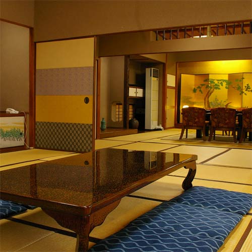 丹波篠山・料理旅館　たかさごの客室の写真