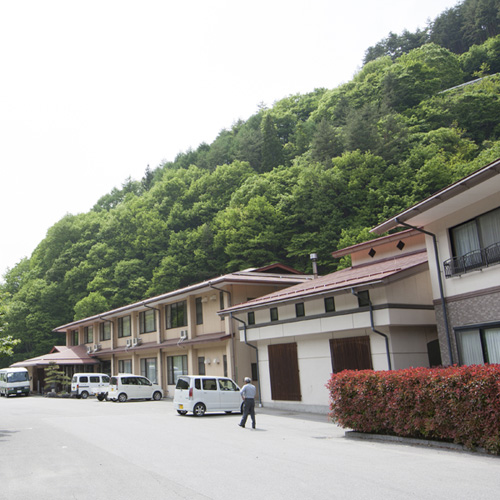 長野県の「分杭峠」からアクセスの良い、おすすめ温泉宿を教えてください