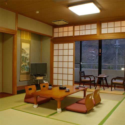 姫路市休養センター　こうでら温泉竹取の湯　香寺荘 部屋