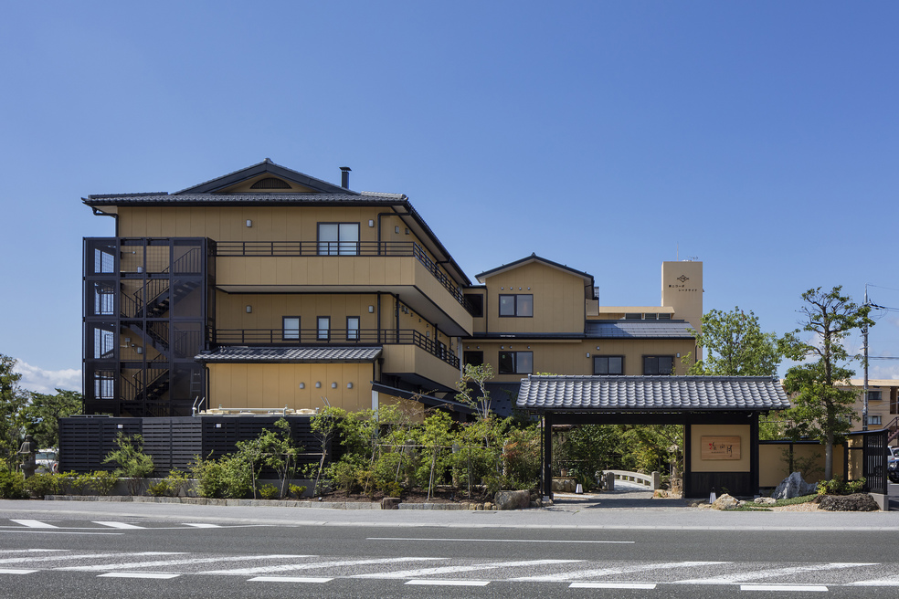 滋賀県の琵琶湖畔に避暑におすすめのホテル