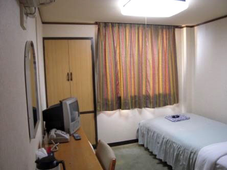ビジネスホテル　よし川の客室の写真
