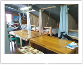 ＡＷＡＪＩ　ＴＯＵＲＩＳＴ　ＴＲＯＰＨＹ　ＨＯＵＳＥ　＜淡路島＞の客室の写真