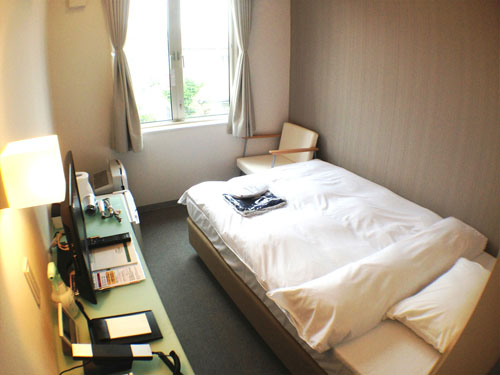ホテルホットイン石巻の客室の写真