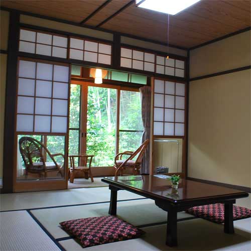 京都大原の民宿〜１００年続く希少味噌〜大原温泉　大原の里の客室の写真