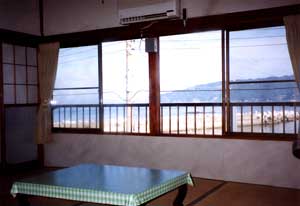 年間民宿　小松園の客室の写真