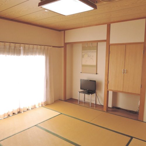 東条湖グランド赤坂　別館の客室の写真