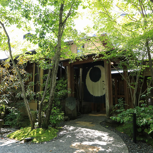 九州の静かで温泉を楽しめるおすすめ宿