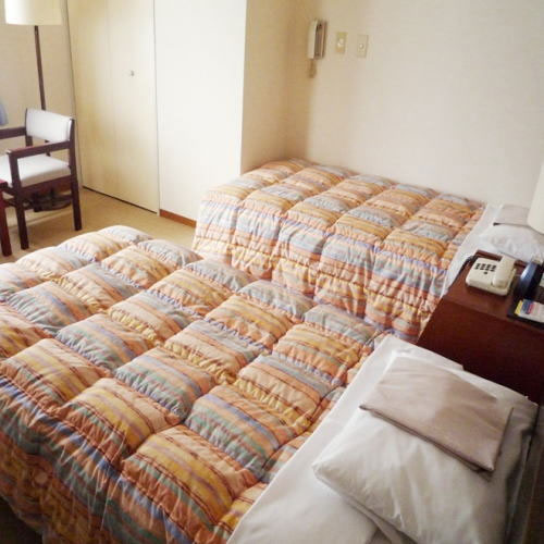 スカイハートホテル川崎の客室の写真
