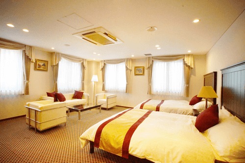 伊豆高原温泉ホテル　森の泉の客室の写真
