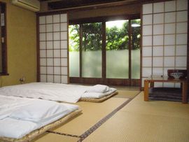 平田旅館の客室の写真