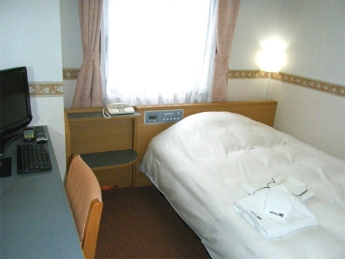 ホテルアルファーワン丸亀の客室の写真
