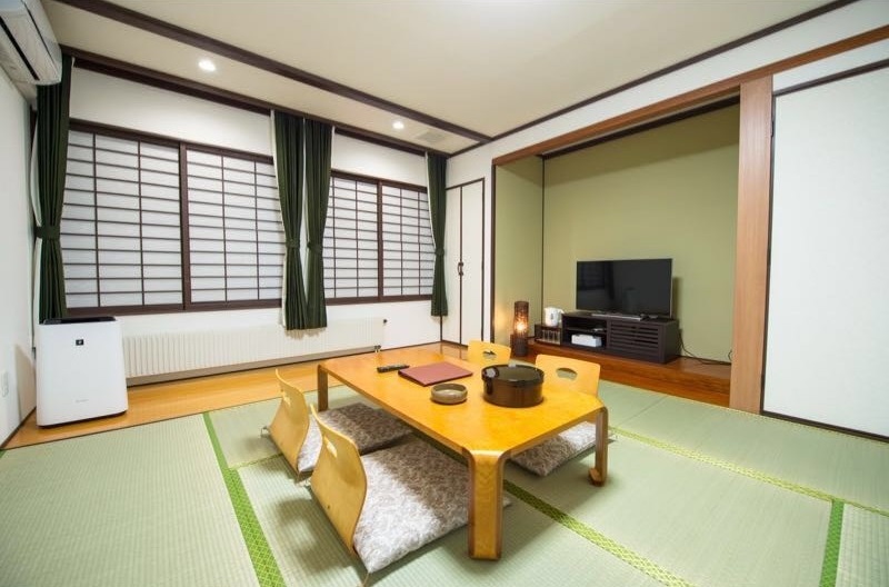 温泉旅館錦和荘の客室の写真