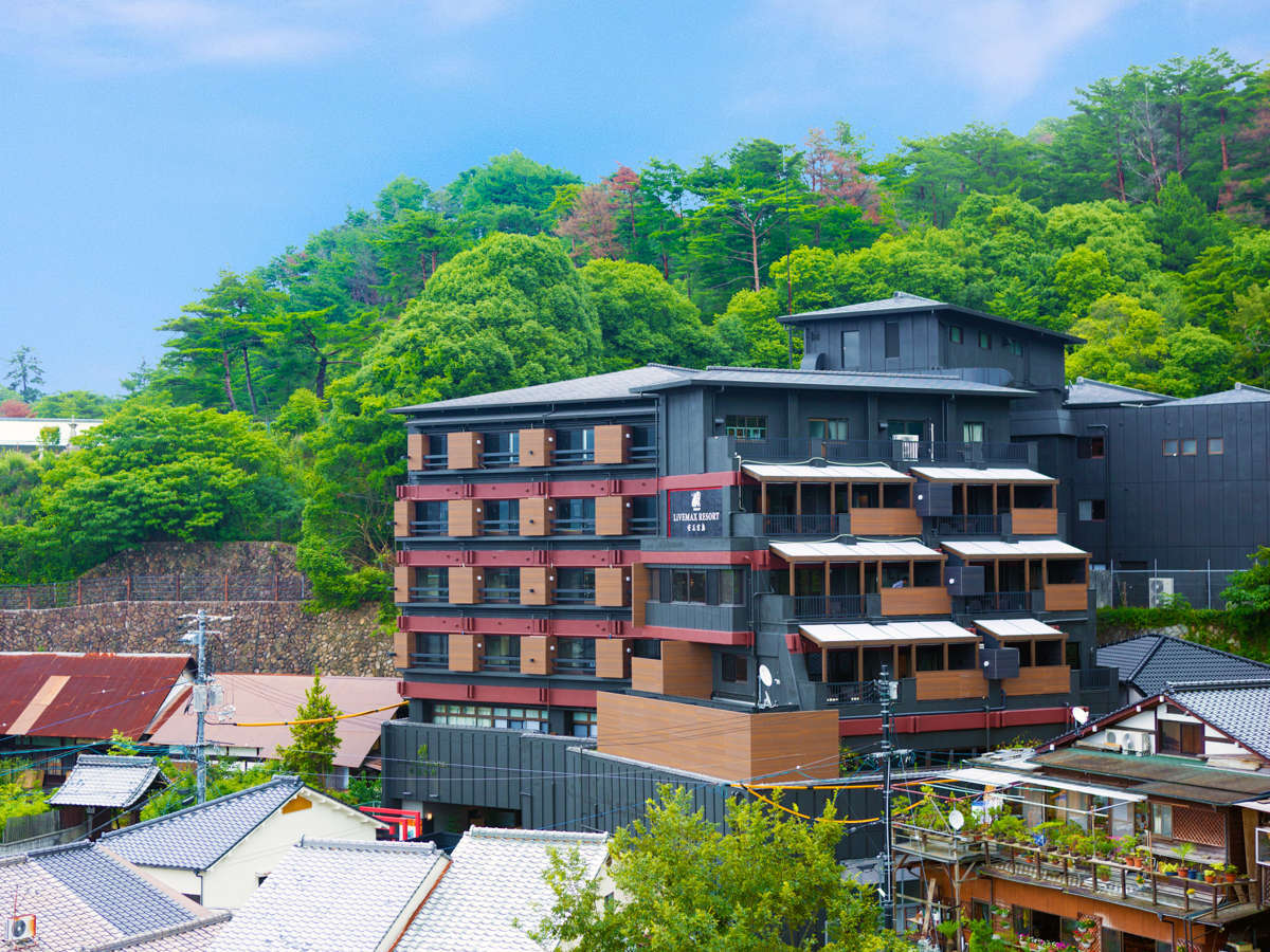 GWにフラワーフェスティバル→宮島と、観光に広島県に行きます。温泉宿に泊まりたい。おすすめを教えて