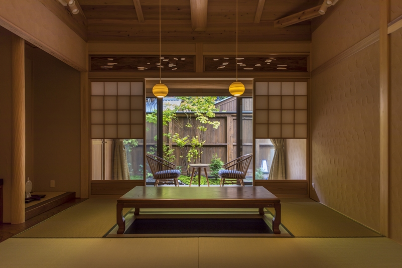 源泉かけ流し露天付離れの温泉宿　湯乃谷千慶の客室の写真