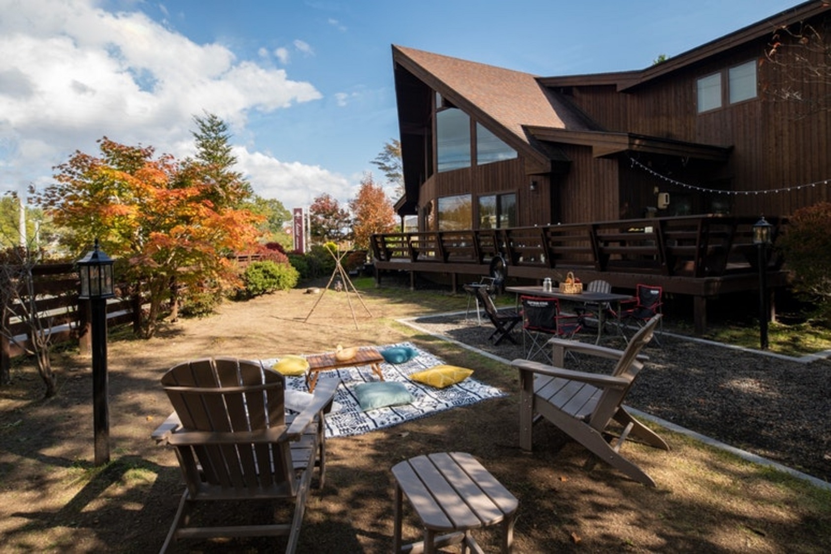 利便性の高い中軽井沢にあるリゾートコテージ、一棟貸し切りの高級別荘【Ｖａｃａｔｉｏｎ　ＳＴＡＹ提供】の写真