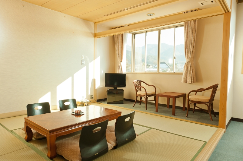 塩山荘の客室の写真