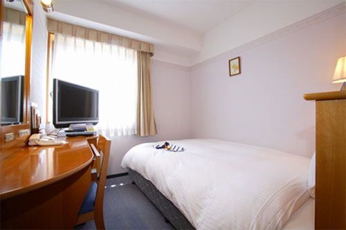 アパホテル〈金沢中央〉の客室の写真